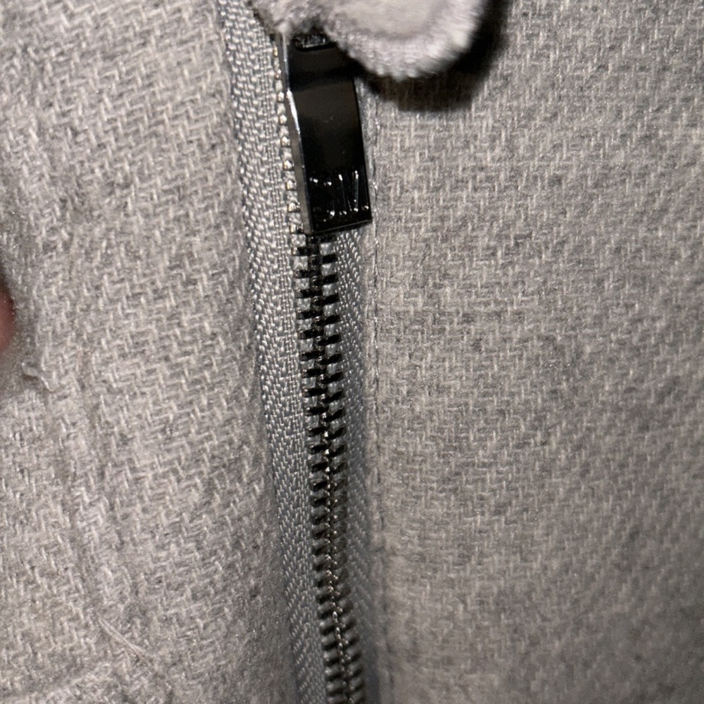 Steve Madden Light Gray Ruffle Trench Coat, Size 1X - Picture 12 of 14